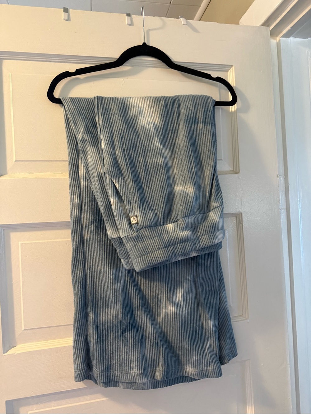 LIVI by Lane Bryant Women's Blue Tie-Dye Ribbed PJ Bottoms